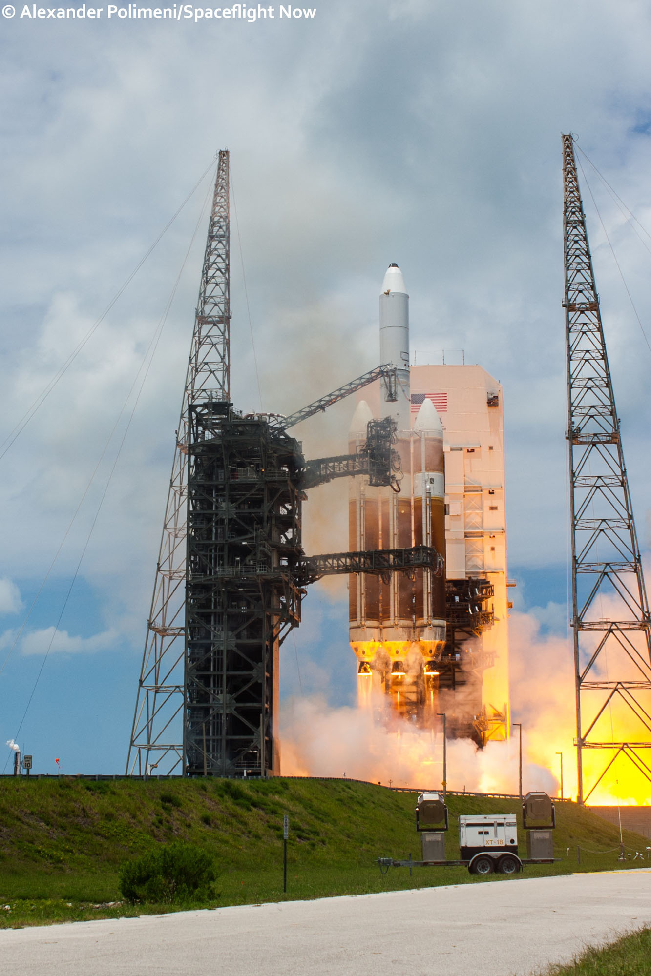 Les 4 Delta Saint Maur Des Fossés Photos: More shots of Saturday’s Delta 4-Heavy rocket Launch